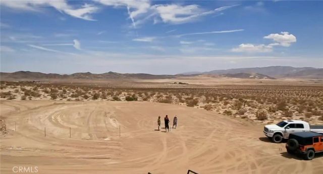 2749 Delaware Ave, Joshua Tree, CA 92252