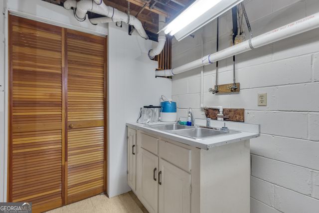 355 Circle Drive, Fayetteville, GA 30214