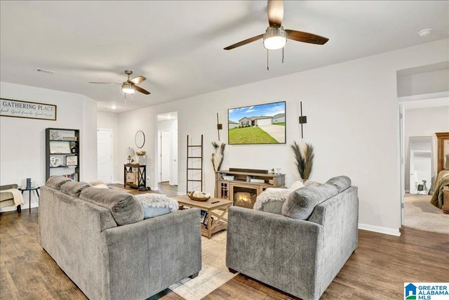 16426 NATCHEZ DRIVE, Moundville, AL 35474