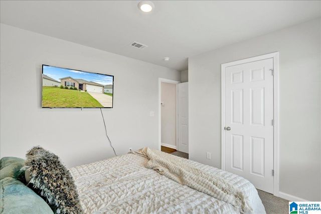 16426 NATCHEZ DRIVE, Moundville, AL 35474
