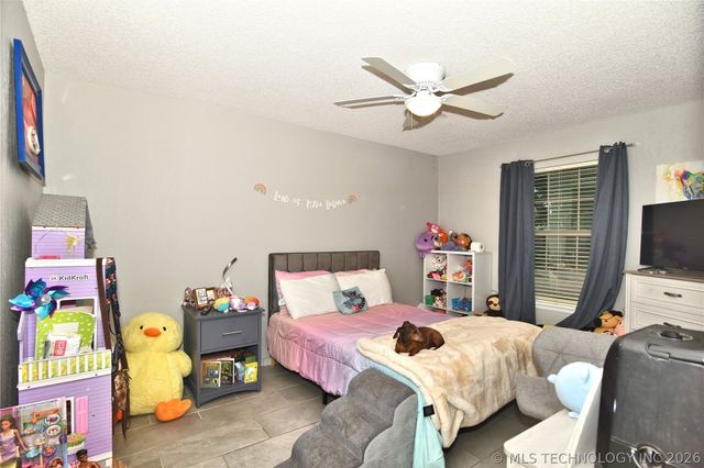 9478 E 137th Street S, Bixby, OK 74008
