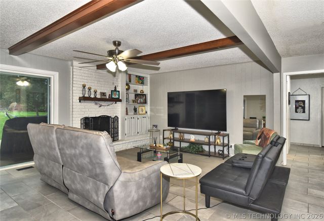 9478 E 137th Street S, Bixby, OK 74008
