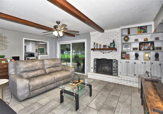 9478 E 137th Street S, Bixby, OK 74008