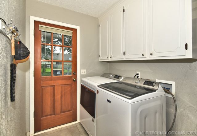 9478 E 137th Street S, Bixby, OK 74008