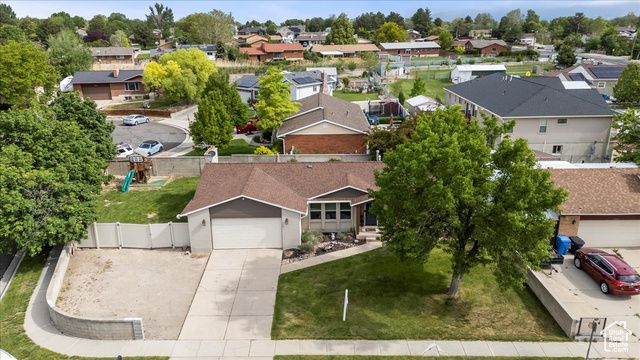 2250 W TIERRA ROSE DR, Taylorsville, UT 84129