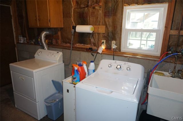 7436 Blumer Road, Clay, NY 13088