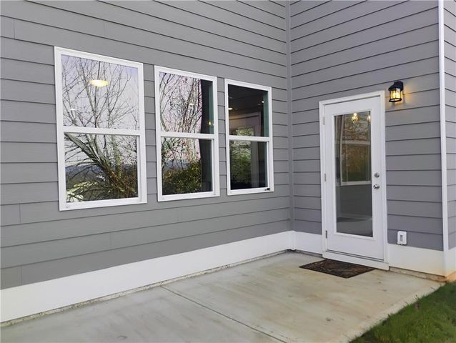 125 Mill Pond Lane, Calhoun, GA 30701