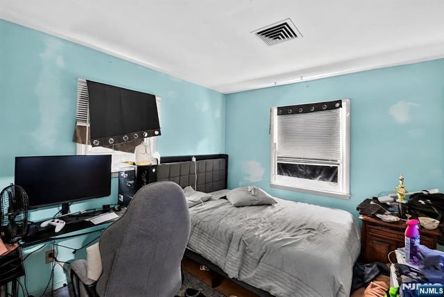 464 Tulane Court, Paramus, NJ 07652