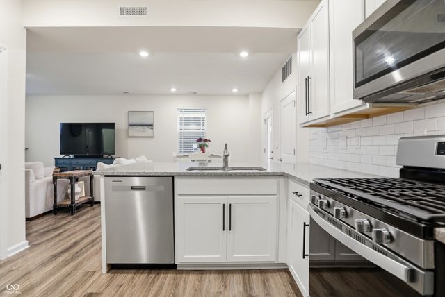 2689 Maricopa Boulevard, Whitestown, IN 46075