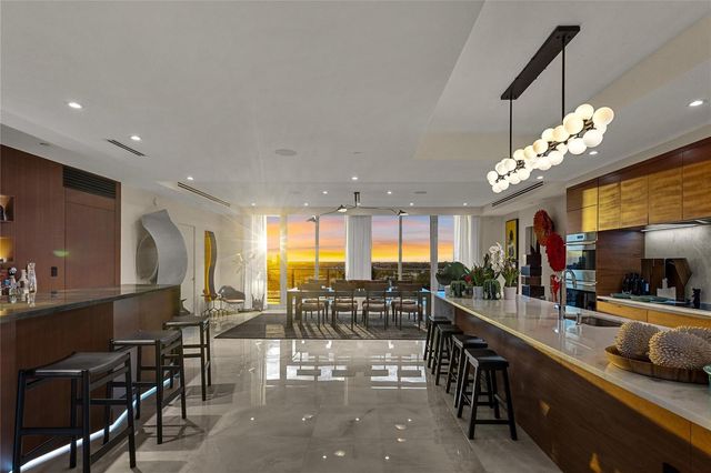 1180 N Federal Highway Ph-1606, Fort Lauderdale, FL 33304