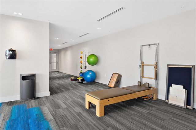 1180 N Federal Highway Ph-1606, Fort Lauderdale, FL 33304