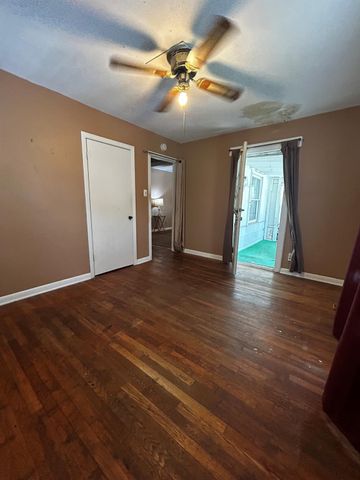 5702 Duval ST, Austin, TX 78752
