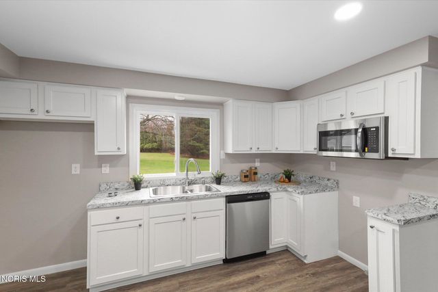 1810 Penn Road, Toledo, OH 43615