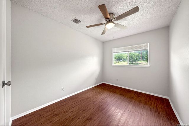 5726 TIMBER BND, San Antonio, TX 78238