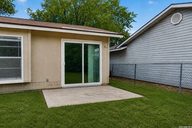 5726 TIMBER BND, San Antonio, TX 78238