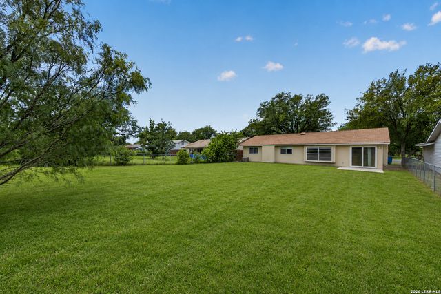 5726 TIMBER BND, San Antonio, TX 78238
