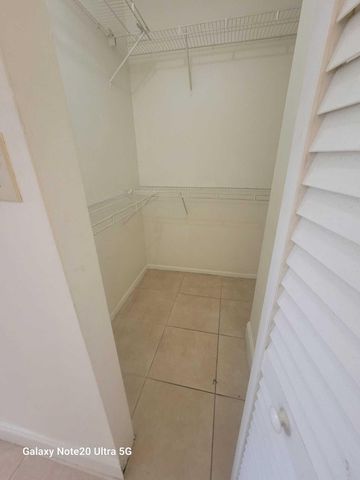 4324 NW 9th Avenue 7-2g, Deerfield Beach, FL 33064