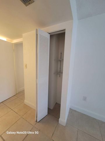 4324 NW 9th Avenue 7-2g, Deerfield Beach, FL 33064