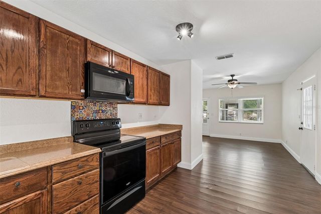 911 E PATTERSON STREET, Tampa, FL 33604