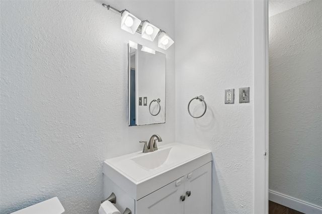 911 E PATTERSON STREET, Tampa, FL 33604