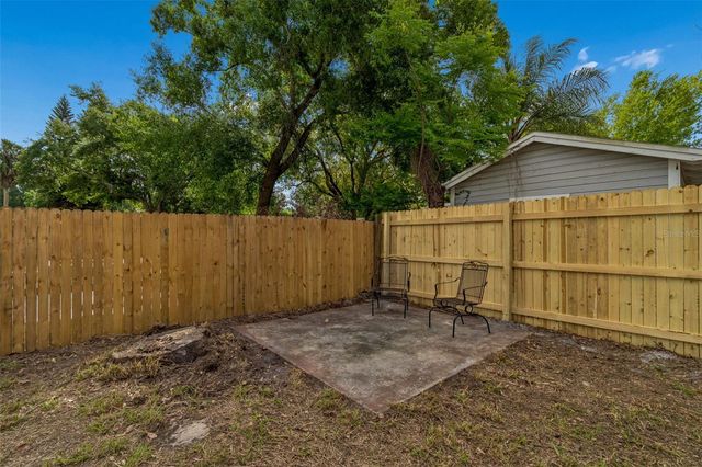 911 E PATTERSON STREET, Tampa, FL 33604