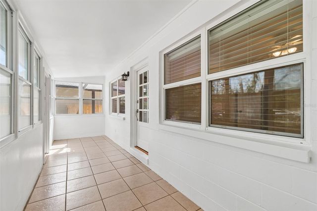 911 E PATTERSON STREET, Tampa, FL 33604