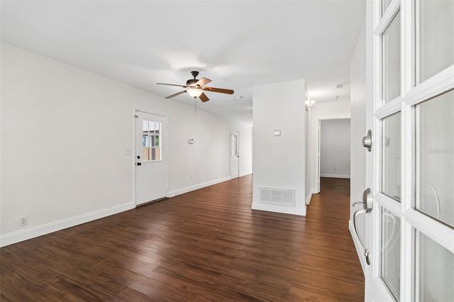 911 E PATTERSON STREET, Tampa, FL 33604