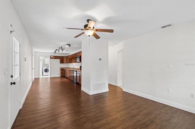 911 E PATTERSON STREET, Tampa, FL 33604