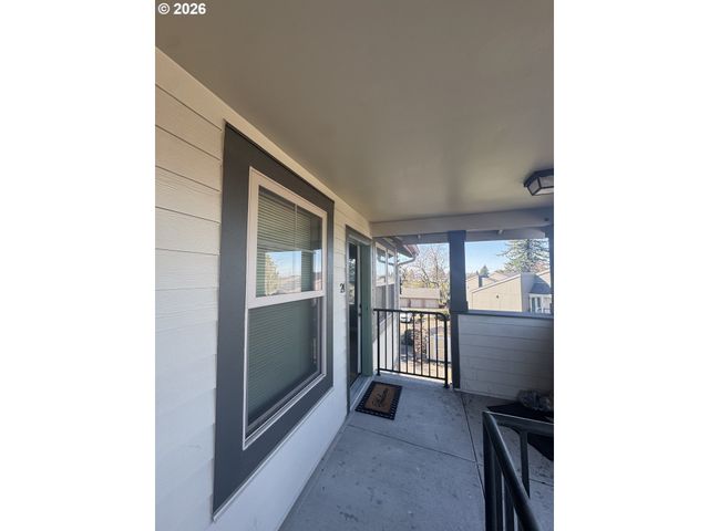 737 Ne 99TH Ave 24, Portland, OR 97220