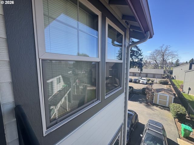 737 Ne 99TH Ave 24, Portland, OR 97220