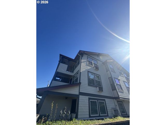 737 Ne 99TH Ave 24, Portland, OR 97220