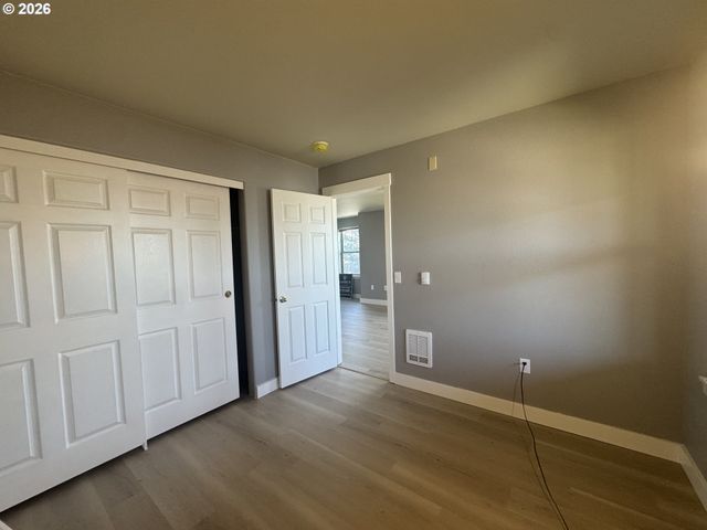 737 Ne 99TH Ave 24, Portland, OR 97220