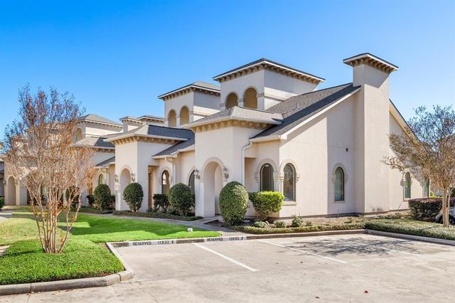 12832 Willow Centre Drive E and F, Houston, TX 77066