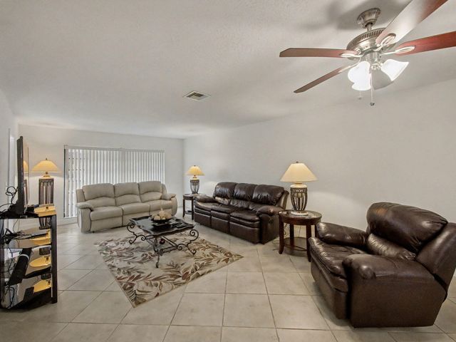 4759 Storkwood Terrace, Boynton Beach, FL 33436