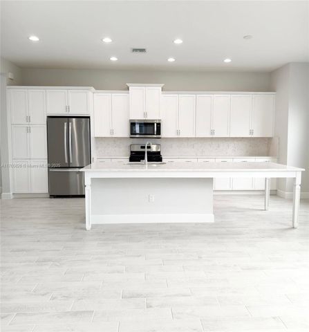 5488 Liberty Ln, Westlake, FL 33470