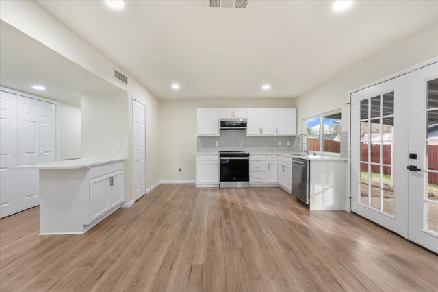 1404 Waterton Drive, Plano, TX 75023