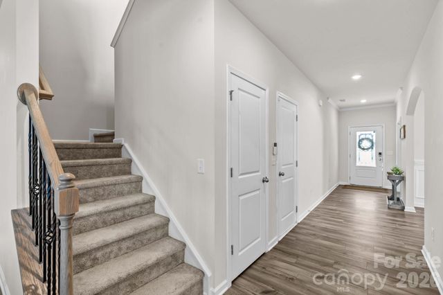 206 Abersham Drive, Mooresville, NC 28115