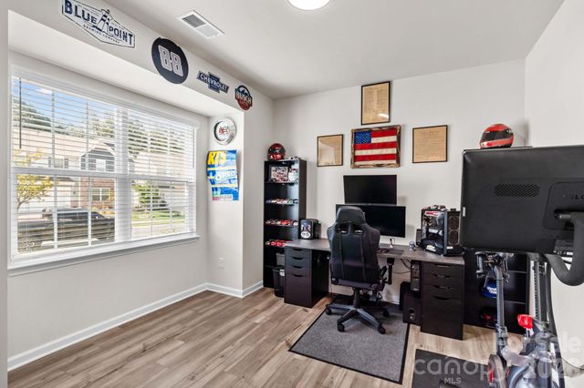 206 Abersham Drive, Mooresville, NC 28115
