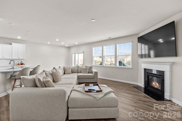 206 Abersham Drive, Mooresville, NC 28115
