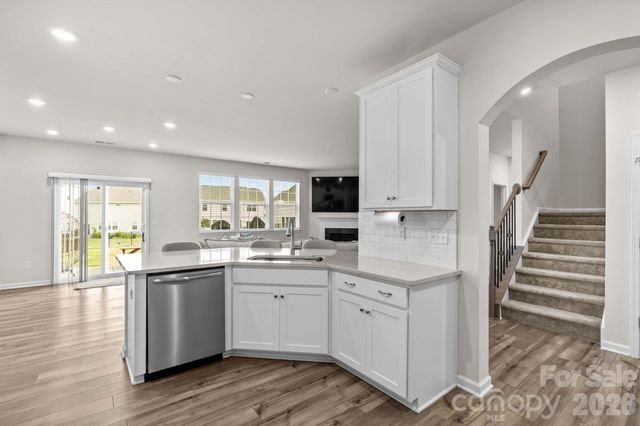 206 Abersham Drive, Mooresville, NC 28115