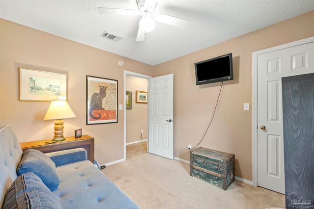 38 Faison St, Pensacola, FL 32505