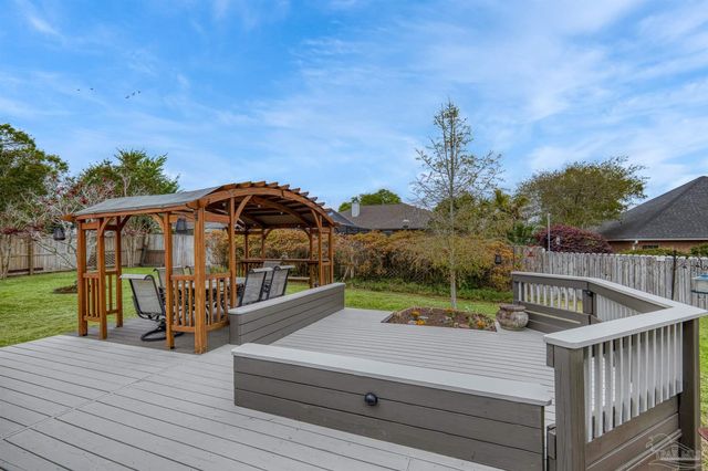 38 Faison St, Pensacola, FL 32505