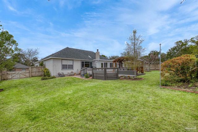 38 Faison St, Pensacola, FL 32505