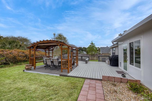 38 Faison St, Pensacola, FL 32505