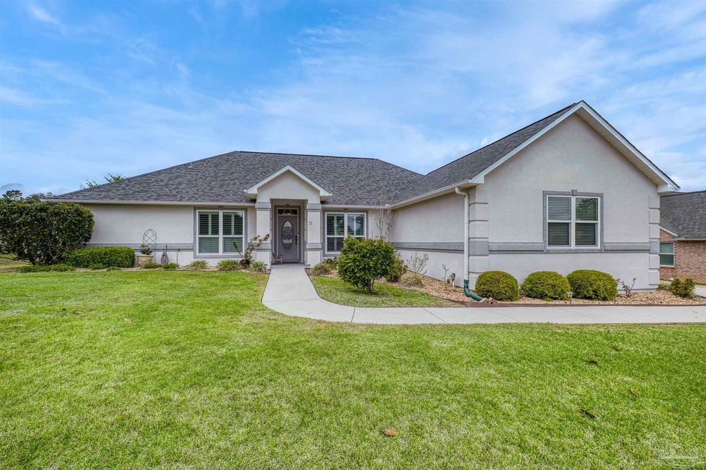 38 Faison St, Pensacola, FL 32505