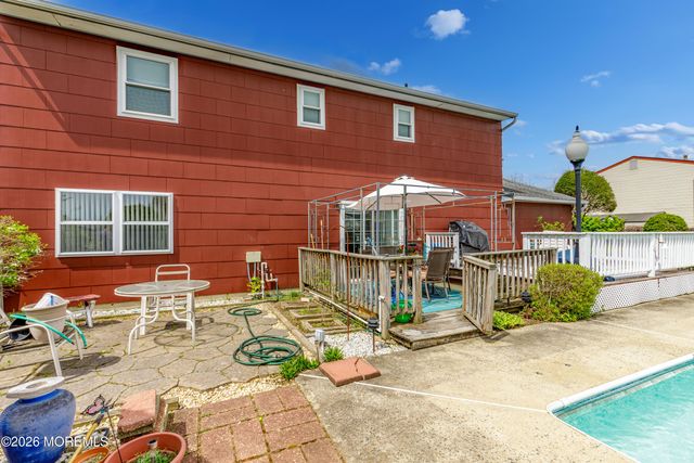 785 Pine Shore Road, Toms River, NJ 08753