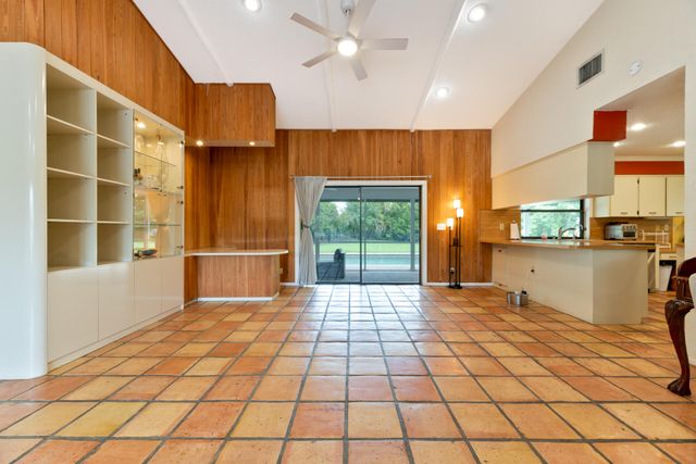 8501 NW 80 Street, Tamarac, FL 33321