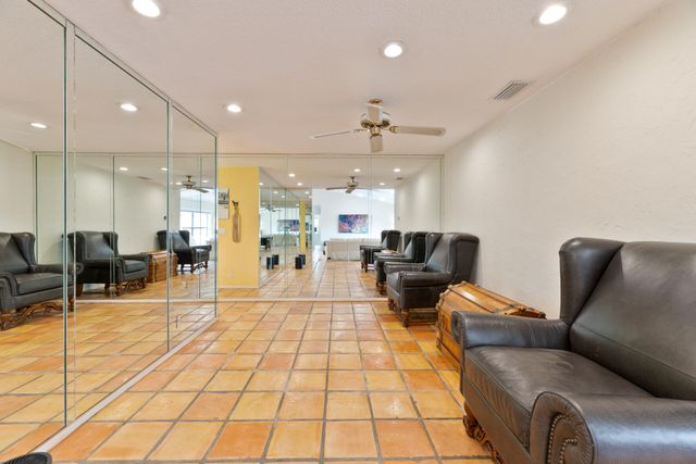 8501 NW 80 Street, Tamarac, FL 33321