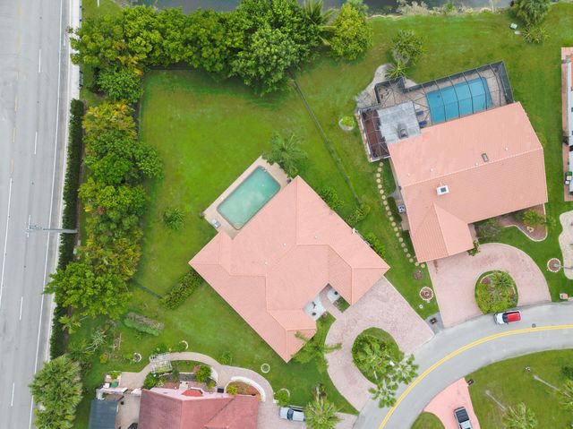 8501 NW 80 Street, Tamarac, FL 33321