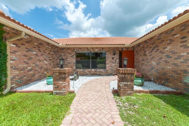 8501 NW 80 Street, Tamarac, FL 33321